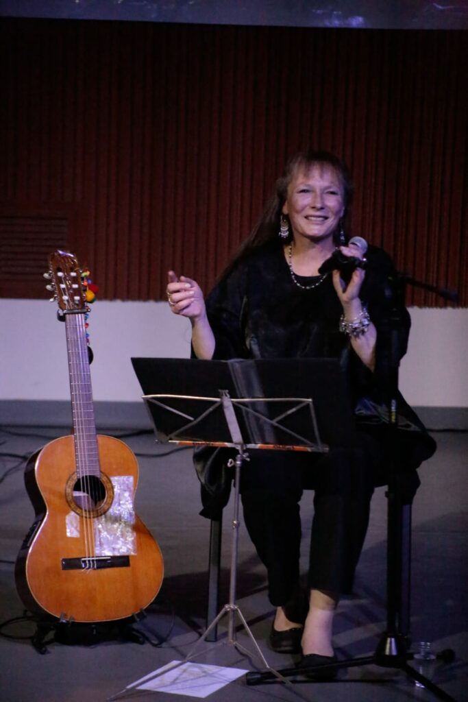 Dagmar Dümchen und Eduardo Yañez begeistern das Publikum mit ihrem Konzert lateinamerikanischer Volksmusik